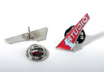 STUDIO 1 RED PIN