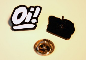 OI! PIN (white)