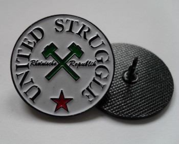 UNITED STRUGGLE HAMMERS PIN