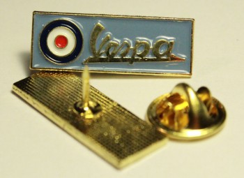 VESPA EMBLEM PIN