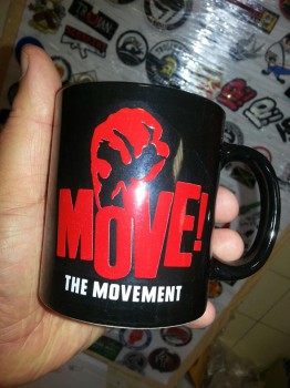 THE MOVEMENT KAFFEEBECHER
