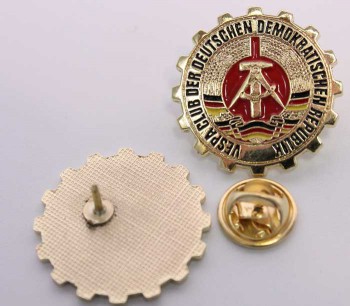 VESPA CLUB DER DDR PIN